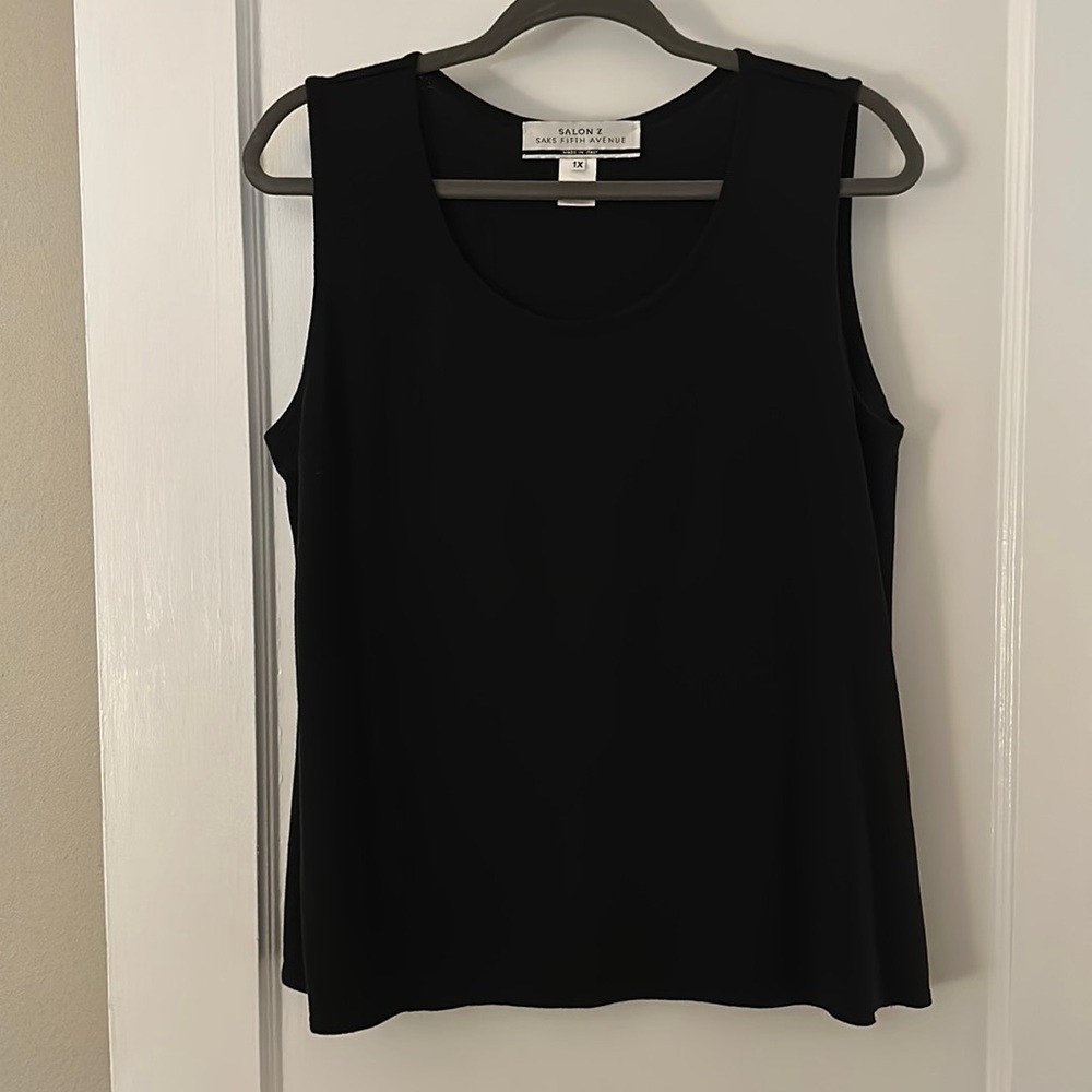 Black sweater tank | Salon Z